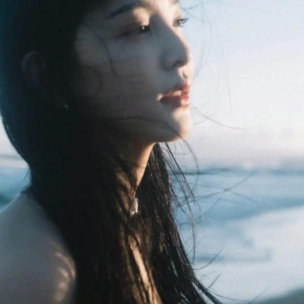 白色荣光